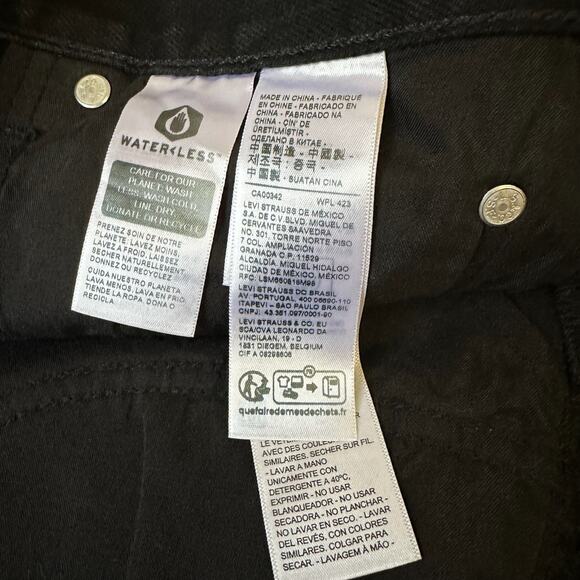 LEVI'S Icon Mini Skirt Black Denim Cotton Frayed Button Fly Goth NWT - Picture 7 of 10